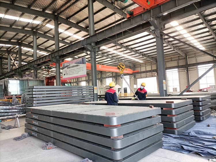 榮大供應河南鄭州公交候車亭發貨案例