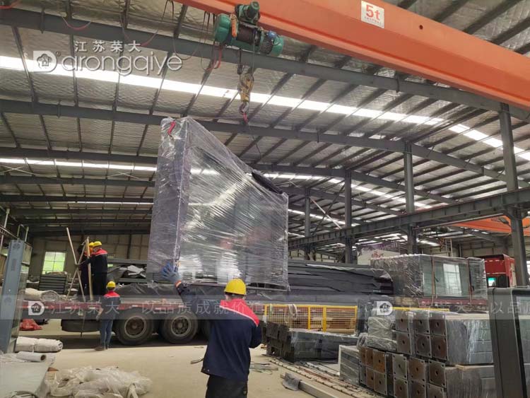 山東公交候車(chē)亭第八批次發(fā)貨配圖一